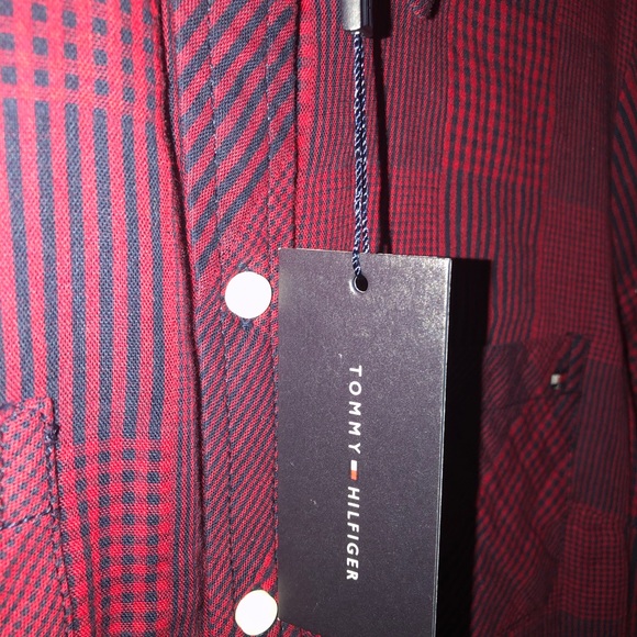 Tommy Hilfiger Red/Navy camp shirt - Picture 3 of 7